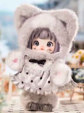 NOMMI FOREST KINGDOM NIB - confirmed curly tail kitty
